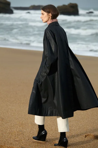 Look 11